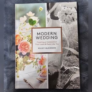 Modern Wedding (Hardcover) 💒👰🤵‍♂💍🔔 📖